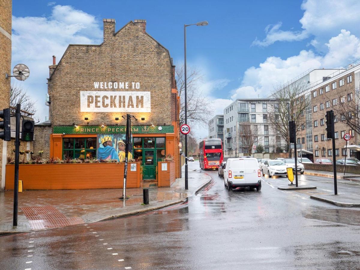 Lovely Studio In London With Patio Exterior foto